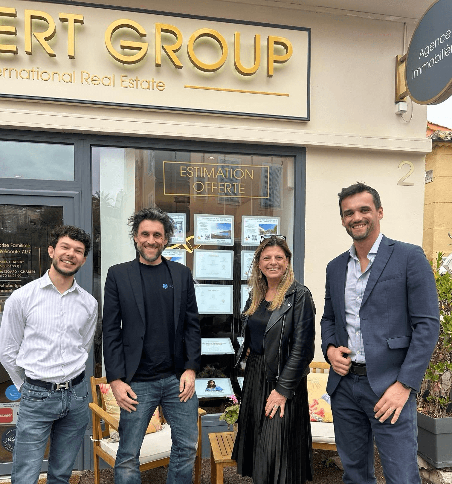 Partnership meeting souvenir photo between Legibloq and Chabert Group
